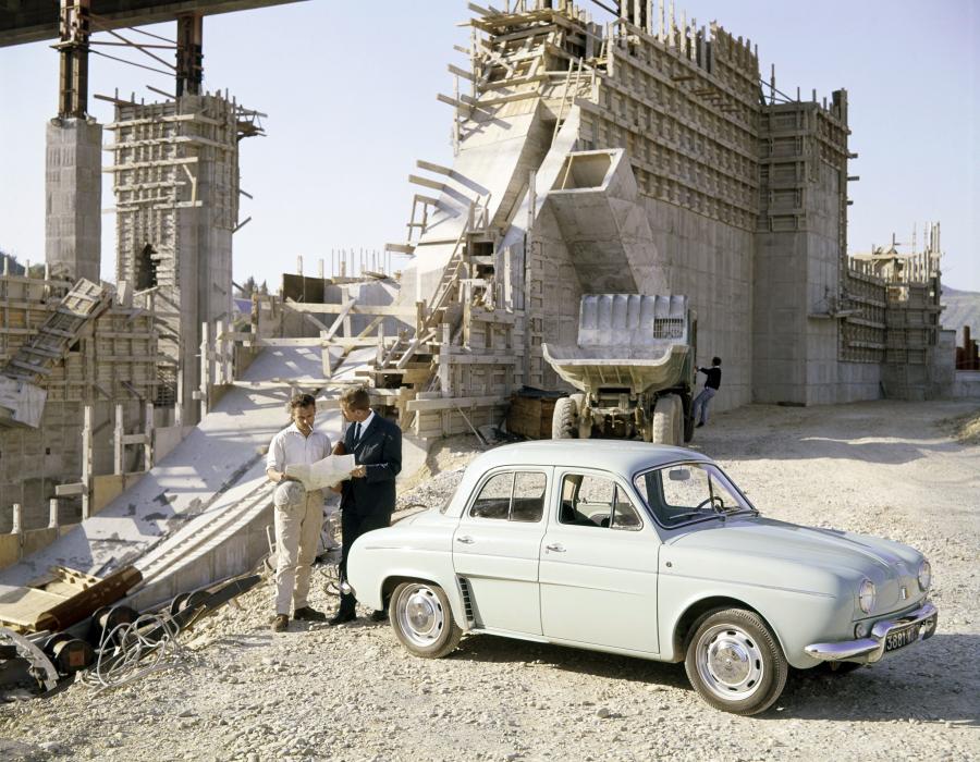  Renault Dauphine 1956 года  (фото 7 из 26)